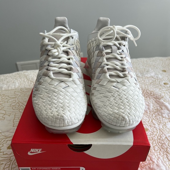 Nike Air Vapormax Inneva woven men’s sz 10.5 in original box never worn - Picture 2 of 8